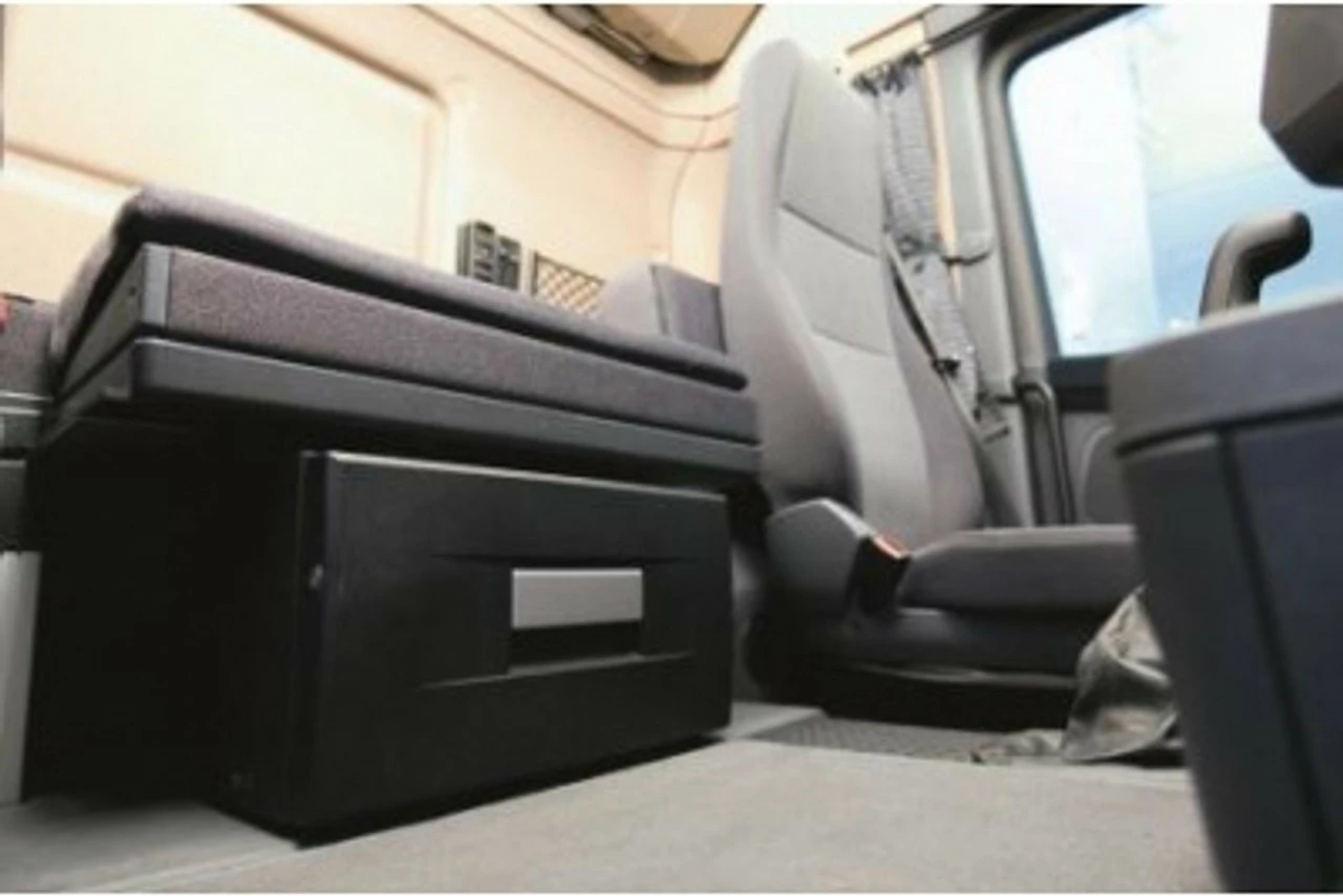 Dometic Waeco Coolmatic CD30 Under Bench Drawer Fridge 8 Dometic Waeco Coolmatic CD30 Under Bench Drawer Fridge - Image 6