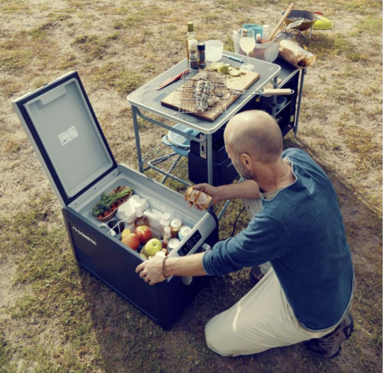 Dometic CFX3-75DZ Mobile Dual Zone Compressor Cool Box Fridge and Freezer Dometic CFX3-75DZ Mobile Dual Zone Compressor Cool Box Fridge And Freezer -Bestway Shop CFX3 95DZ coolbox freezer action 58445.1581609438