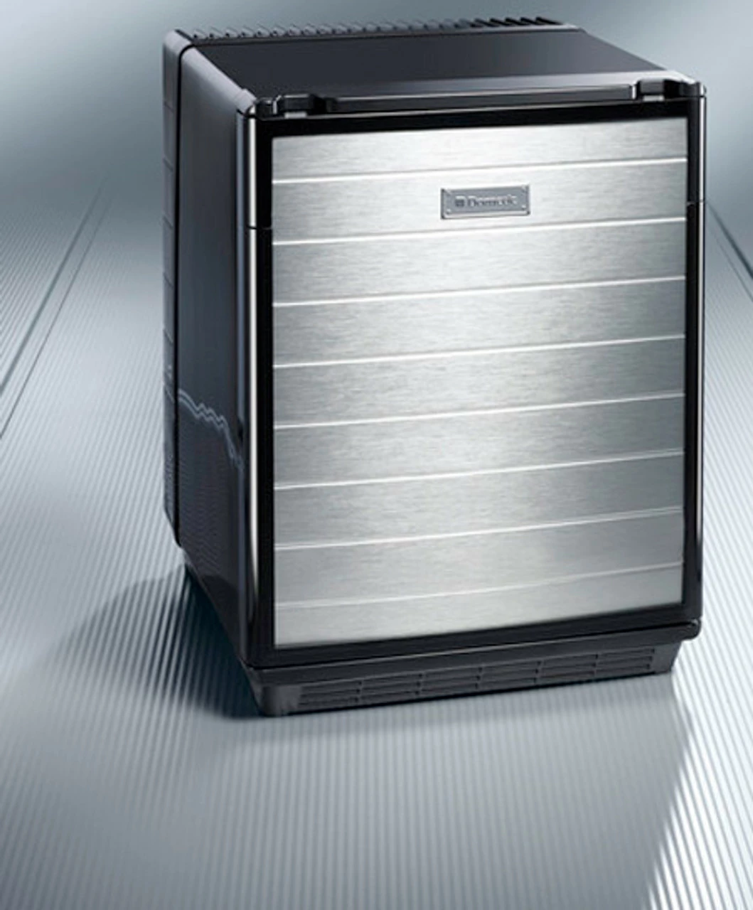Dometic Silencio DS400 Silent Mini Bar Fridge 7 Dometic Silencio DS400 Silent Mini Bar Fridge - Image 5