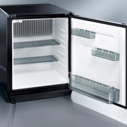 Dometic Silencio DS600 Table Top Silent Fridge 6 Dometic Silencio DS600 Table Top Silent Fridge -Bestway Shop DS600 b open 50511.1383829649