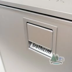 Webasto Cruise CR49 Elegance Campervan & Caravan Compressor Fridge 19 Webasto Cruise CR49 Elegance Campervan & Caravan Compressor Fridge -Bestway Shop DSC05462 20566.1634826495