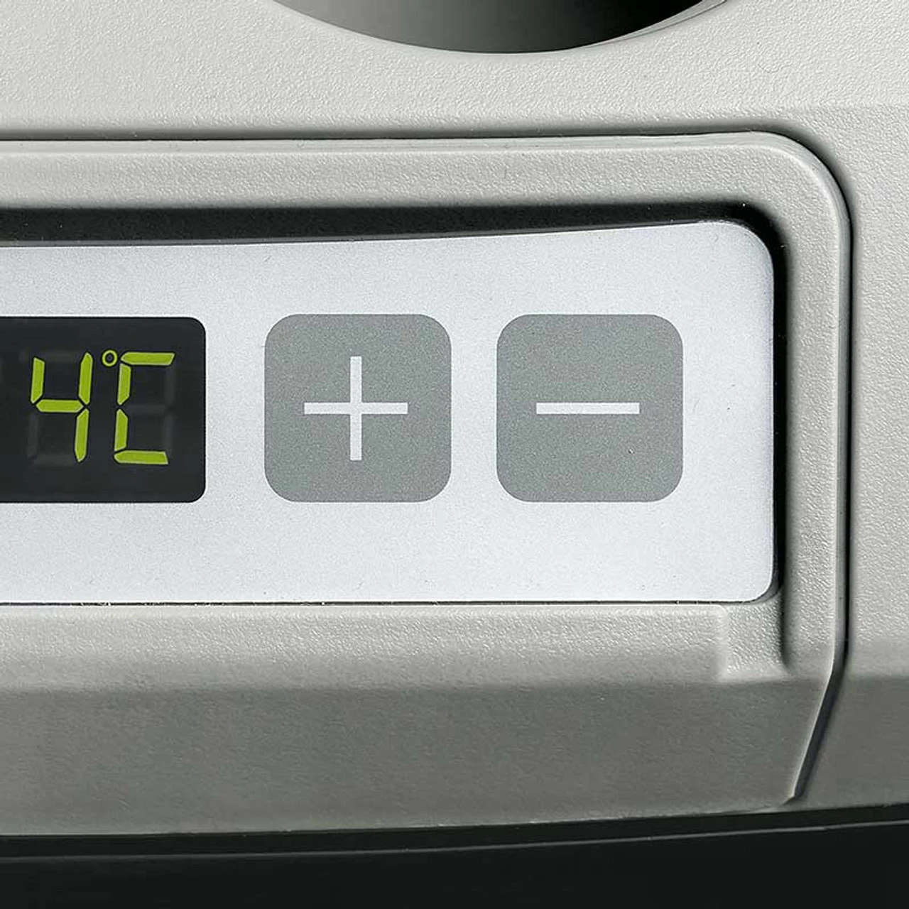 Dometic Waeco CoolFreeze CF11 Portable Car Fridge Freezer 9 Dometic Waeco CoolFreeze CF11 Portable Car Fridge Freezer - Image 7