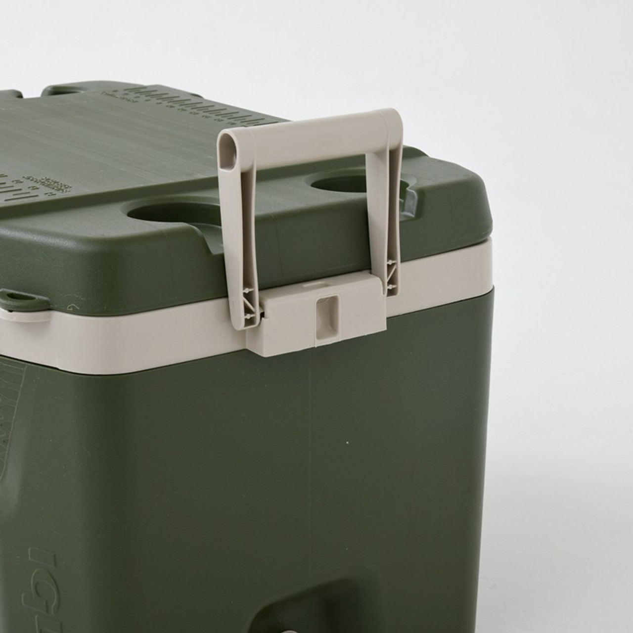 Igloo Sportsman Quantum 55 Cooler 52L Coolbox - Tank Green Igloo Sportsman Quantum 55 Cooler 52L Coolbox - Tank Green -Bestway Shop Igloo2 26307.1579516044
