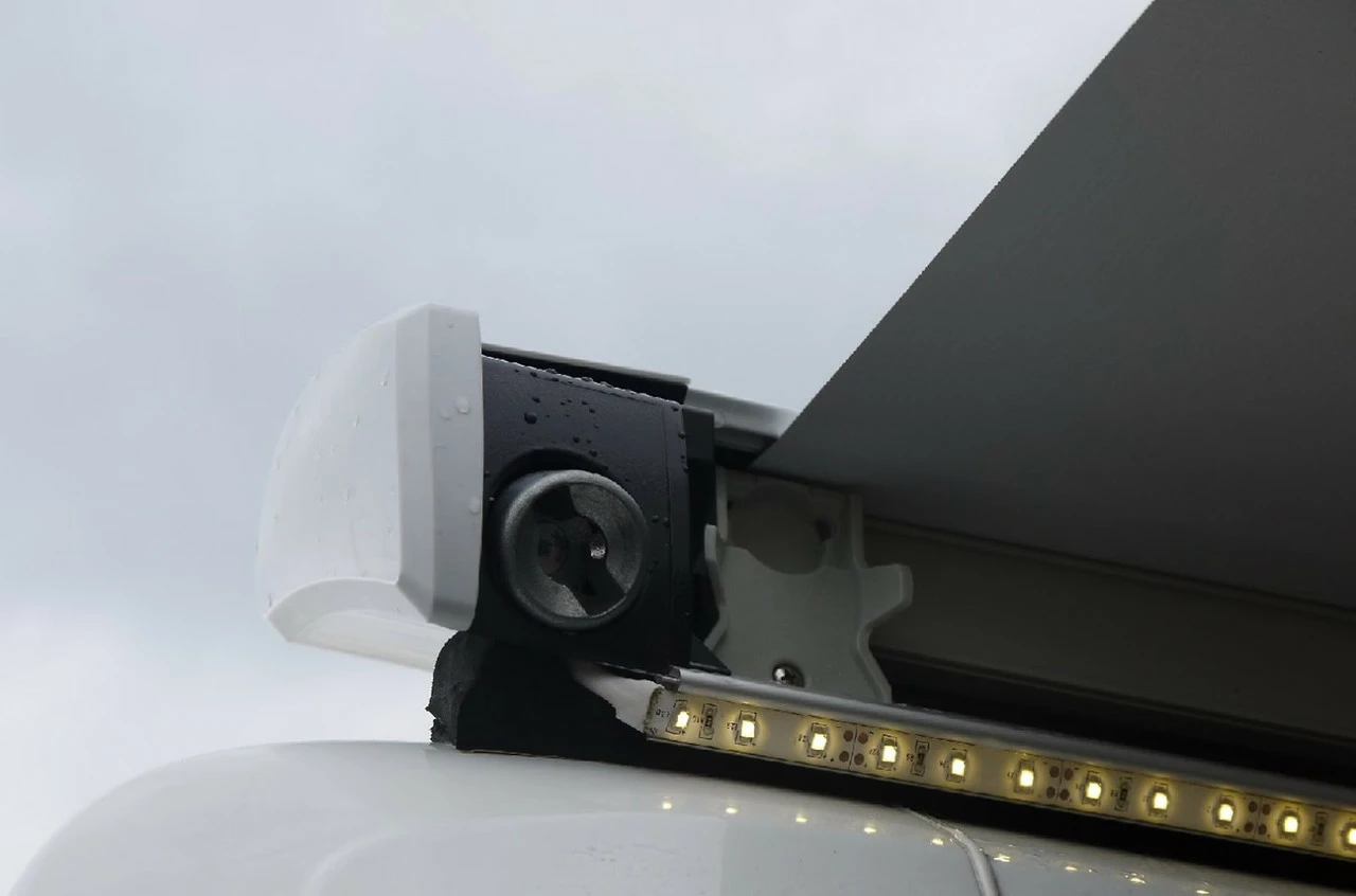 Thule Awning LED Mounting Rail And 4 Metre LED Strip 5 Thule Awning LED Mounting Rail And 4 Metre LED Strip - Image 3