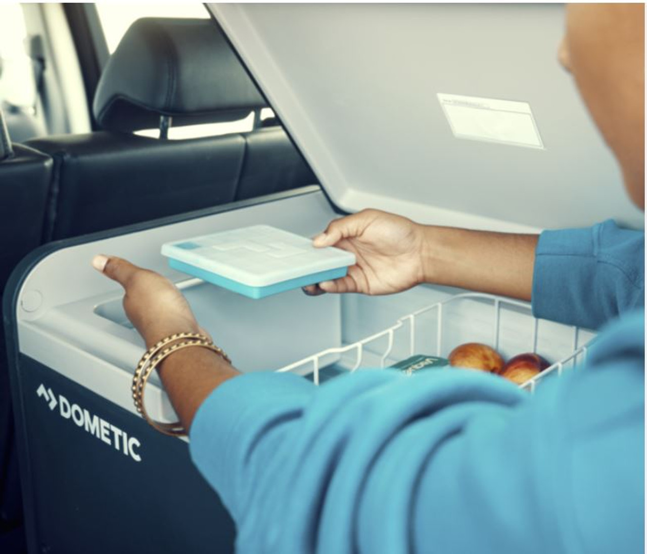 Dometic CFX3-55IM Portable Compressor Cool Box Fridge and Freezer With Ice Maker Function Dometic CFX3-55IM Portable Compressor Cool Box Fridge And Freezer With Ice Maker Function -Bestway Shop dometic CFX3 55IM ice 91242.1581612307