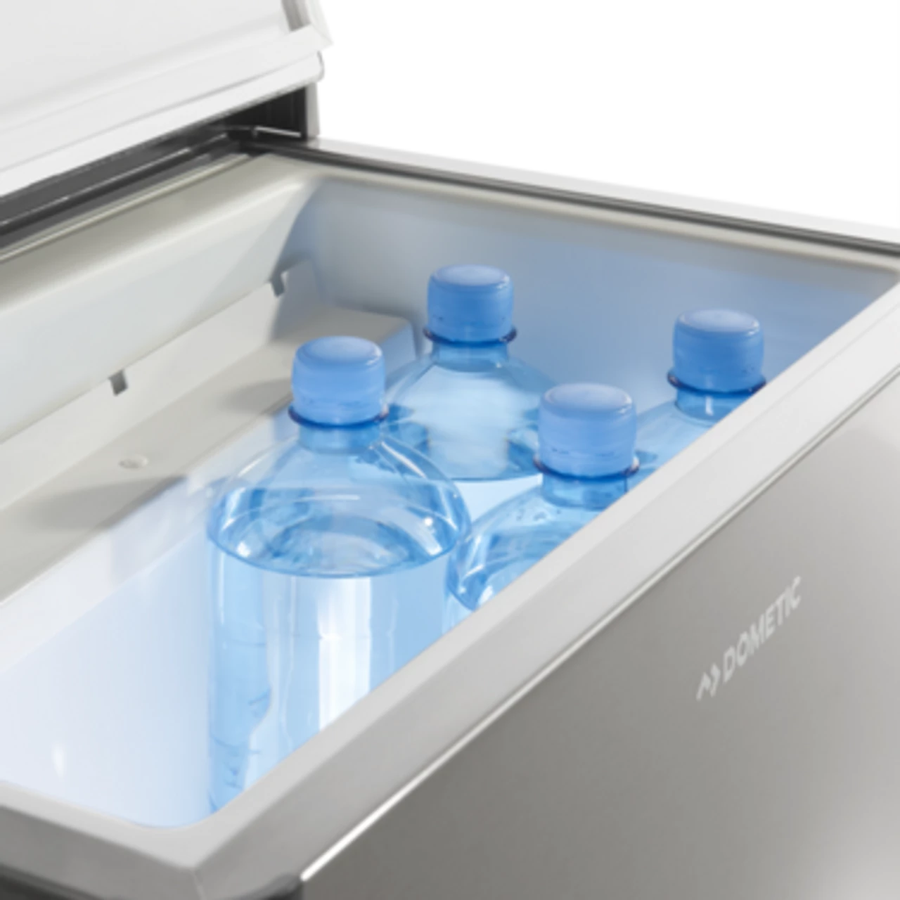 Dometic CombiCool ACX 30 3-Way Coolbox Fridge Freezer 5 Dometic CombiCool ACX 30 3-Way Coolbox Fridge Freezer - Image 3