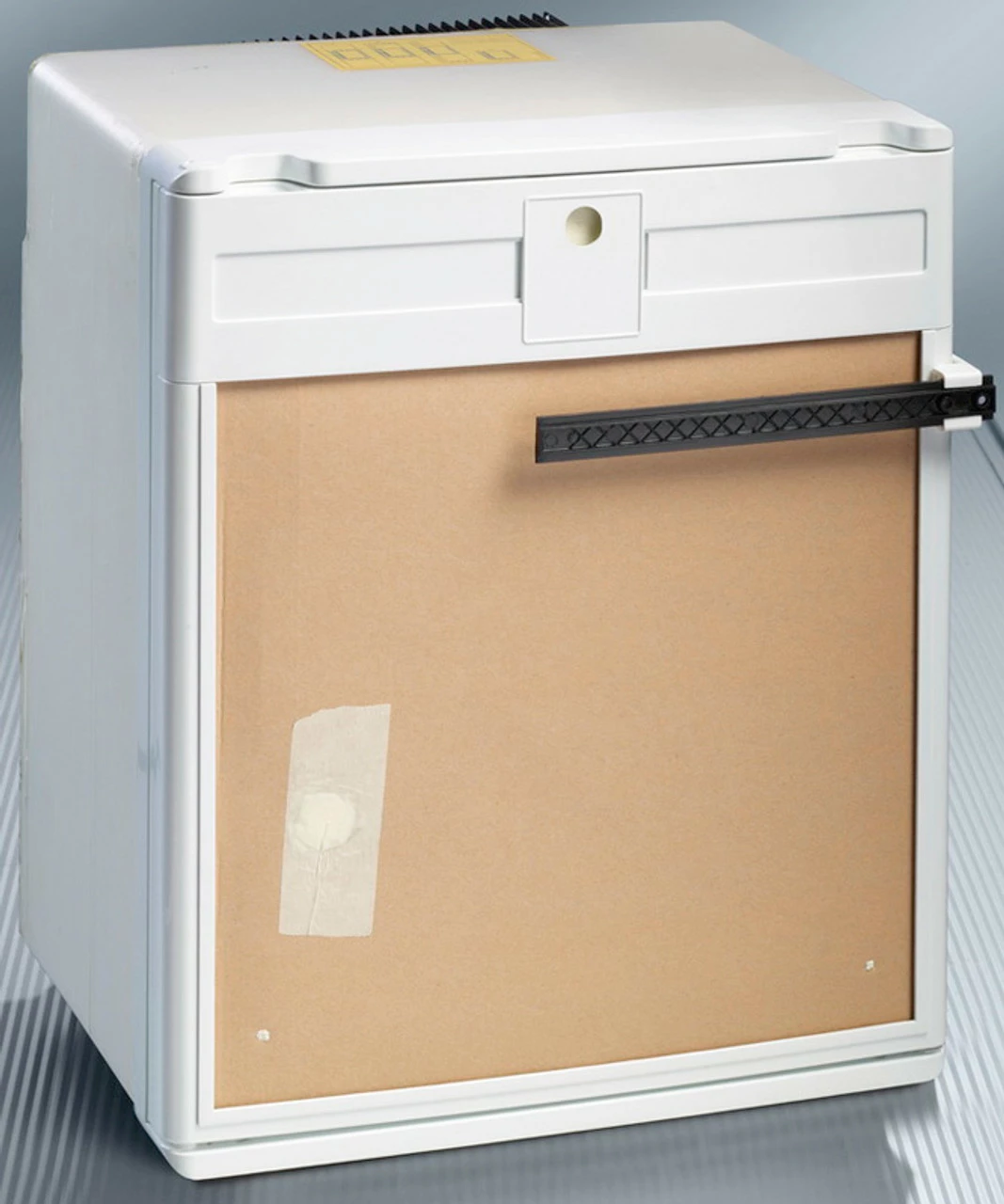 Dometic Silencio DS200 Minicool Mini Fridge 9 Dometic Silencio DS200 Minicool Mini Fridge - Image 7