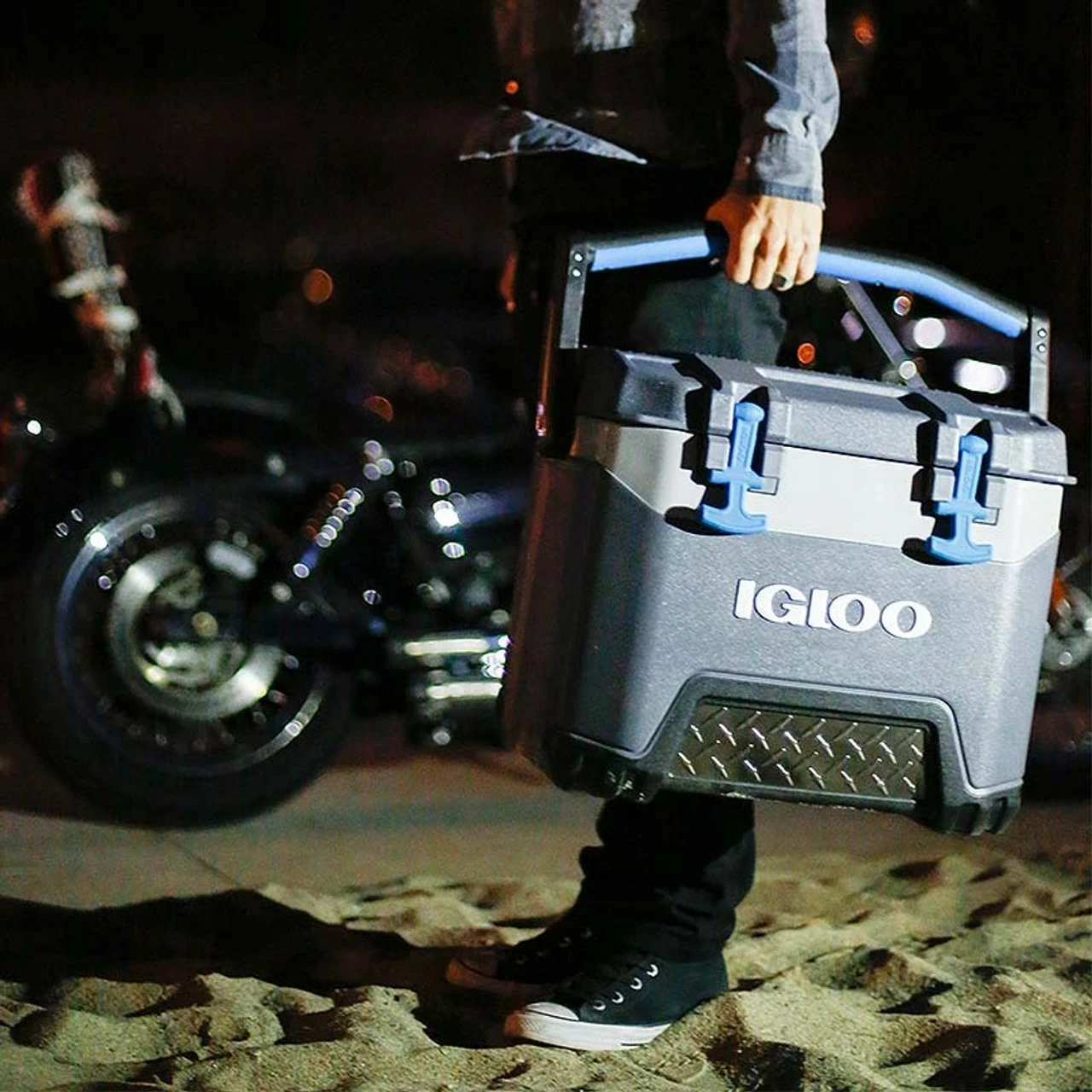 Igloo BMX 25 Heavy Duty Fishing Camping Cool Box 11 Igloo BMX 25 Heavy Duty Fishing Camping Cool Box - Image 9