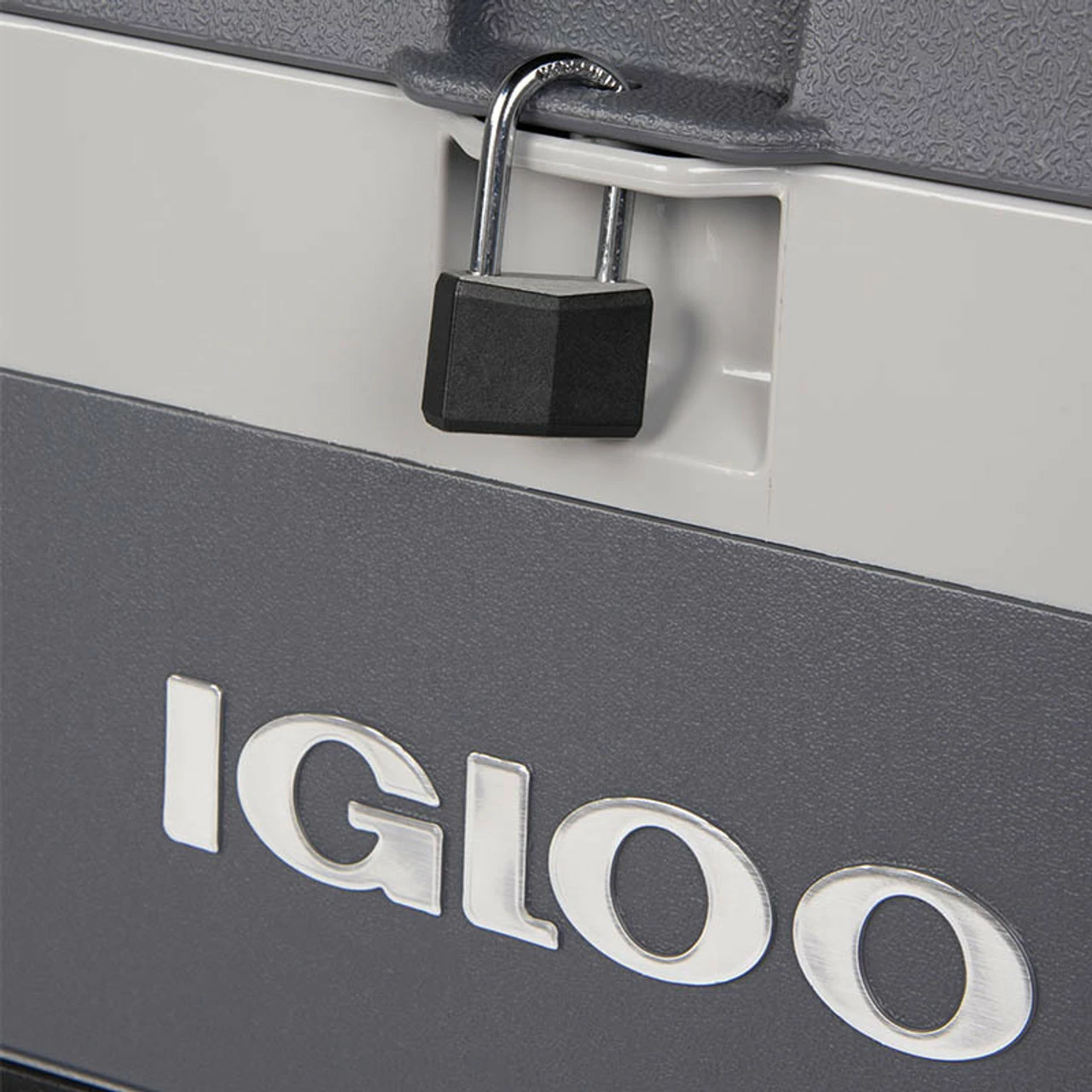 Igloo BMX 72 Heavy Duty Camping Fishing Cool Box 10 Igloo BMX 72 Heavy Duty Camping Fishing Cool Box - Image 8