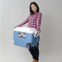 Igloo MaxCold 60 Roller Cool Box Wheeled Ice Chest 8 Igloo MaxCold 60 Roller Cool Box Wheeled Ice Chest -Bestway Shop maxcold 40 quart carry 90887.1425296435