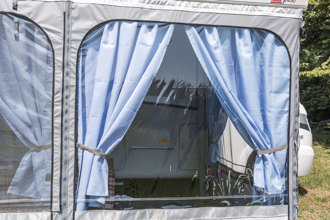 Fiamma F45 Privacy Room Motorhome Awning Fiamma F45 Privacy Room Motorhome Awning -Bestway Shop privacyroom 5 55767.1628071389